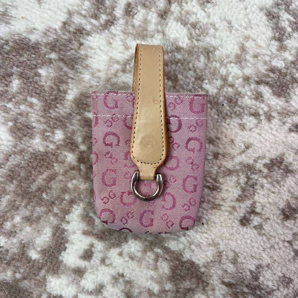 Vintage Y2K GUESS cell Phone Holder